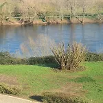 Modern, Spacious Riverfront With Pool - For 4-6 People