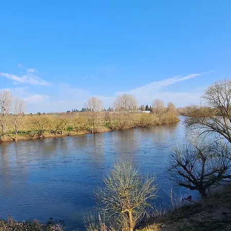 Modern, Spacious Riverfront With Pool - For 4-6 People