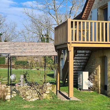 Casa de Férias Modern, Spacious Riverfront With Pool - For 4-6 People *