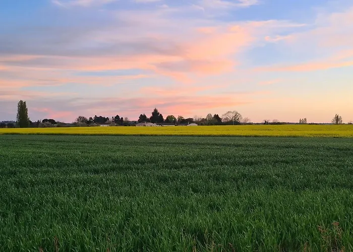 Modern, Spacious Riverfront With Pool - For 4-6 People Prázdninový dům Lamonzie-Saint-Martin