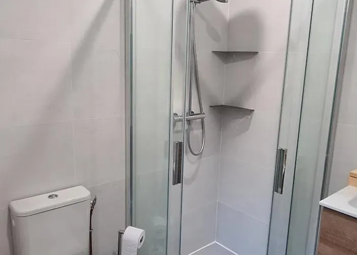 Prázdninový dům Modern, Spacious Riverfront With Pool - For 4-6 People Lamonzie-Saint-Martin