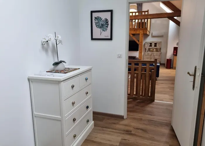 Modern, Spacious Riverfront With Pool - For 4-6 People Prázdninový dům Lamonzie-Saint-Martin